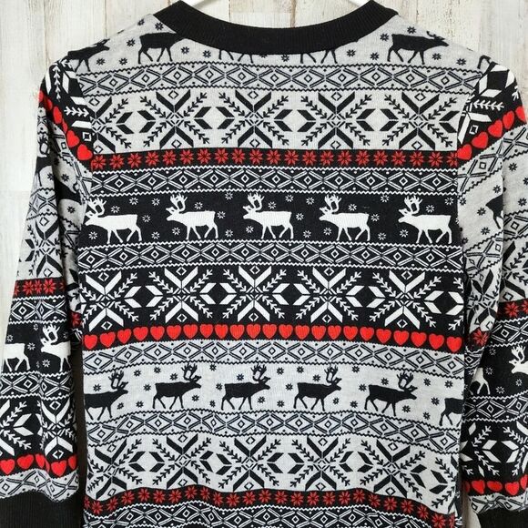 No Boundaries Nordic Reindeer Heart Knit Sweater Heather Gray Size XS - Picture 7 of 11